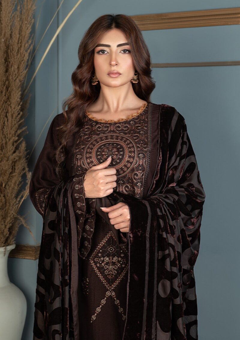 Meemsey Velvet Shawl Mm24 01 Winter Collection