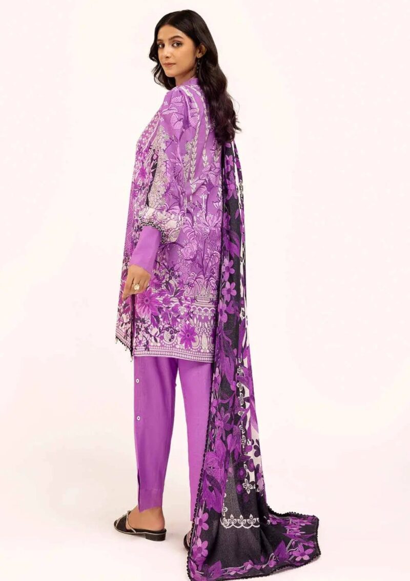 Gul Ahmed Ay 42002 Winter Collection