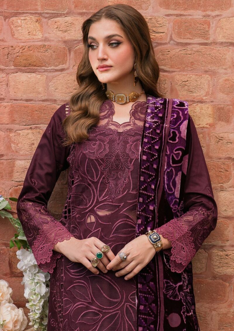 Mahnur Nazakat Mn 07 Zarae Winter Collection