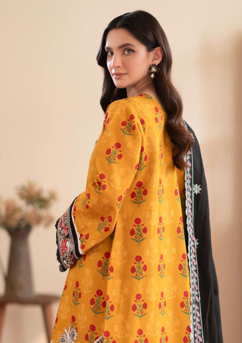 Mahnur Leila Marigold Winter Collection