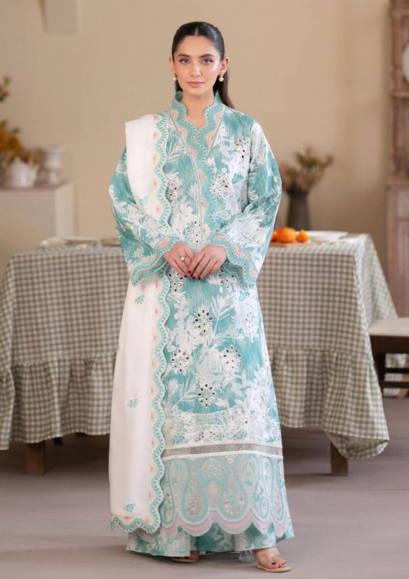 Mahnur Leila Azure Winter Collection