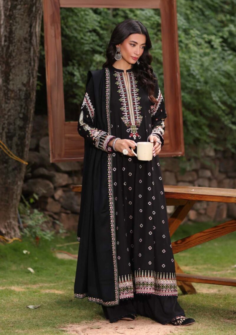 Noor Saadia Asad Suzaanikari Nsk 05 Winter Collection