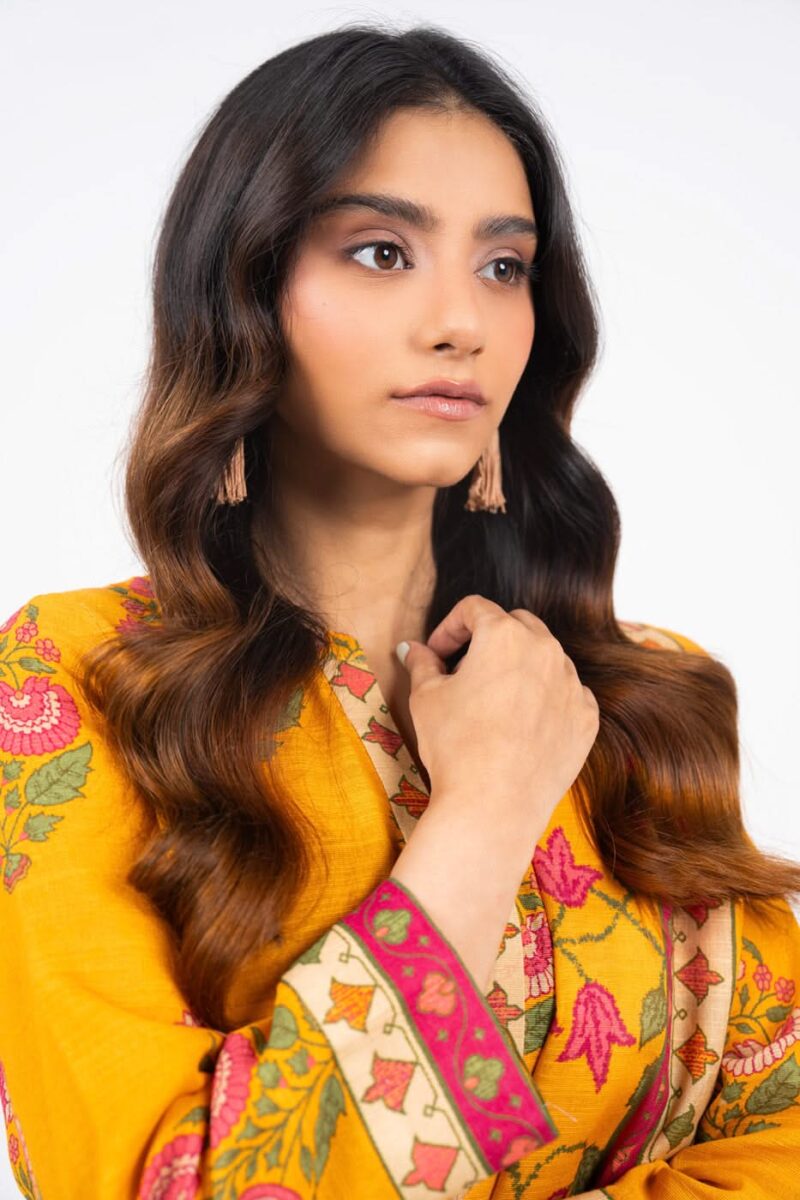 Al Karam Unstitched Fw60.1 Yellow Winter Collection