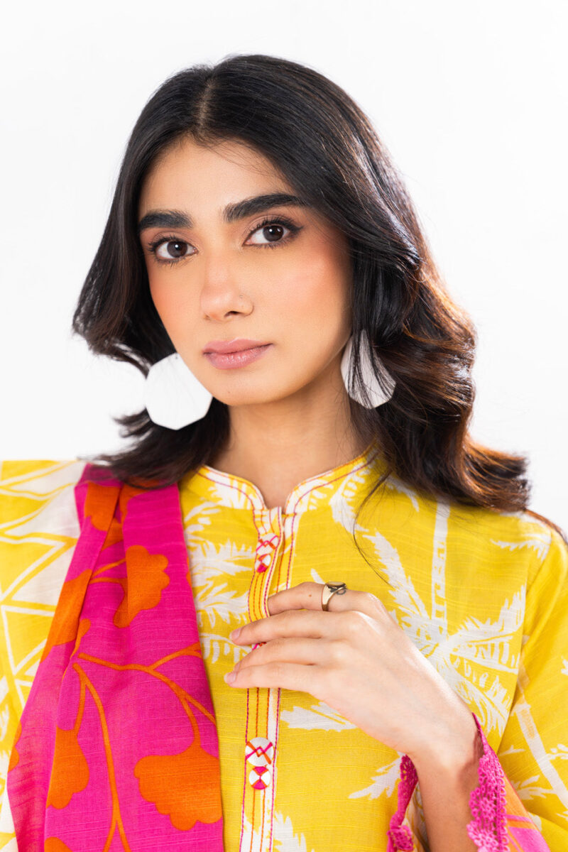 Al Karam Unstitched Fw25 Yellow Winter Collection