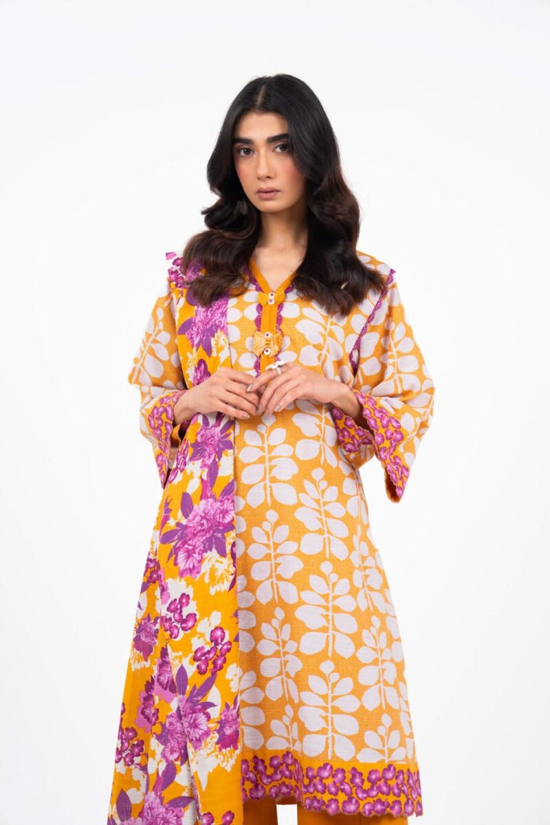 Al Karam Unstitched Fw21 Yellow Winter Collection