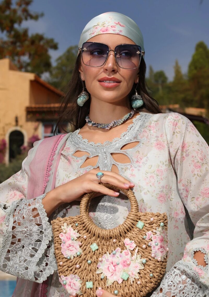 Noor By Saadia Asad Luxe Chikankari Nl25 07 B Lawn - Image 4